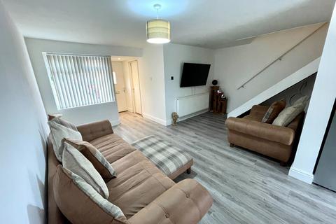 3 bedroom end of terrace house for sale - Laurel Close, Potters Green, COVENTRY, CV2 2NH