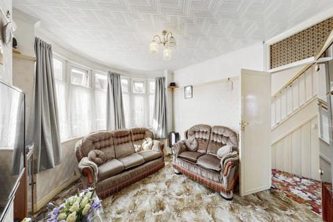 29 Woodside Close, Wembley, HA0 1UL