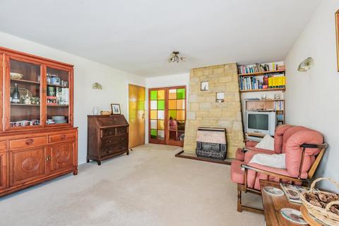 5 bedroom detached bungalow for sale - Bicester,  Oxfordshire,  OX26