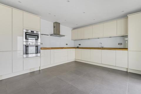 7 Richmond Mews, London, SE6 3AW