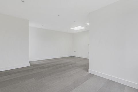 7 Richmond Mews, London, SE6 3AW