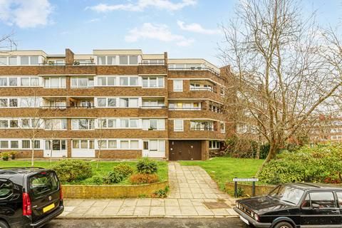 Otho Court, Brentford Dock