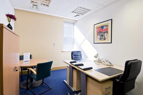 Office to rent, Victoria Street,Victoria Square, Fountain Court