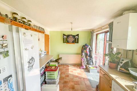 12 Eastfield Road, Keelby, Grimsby, DN41 8JE