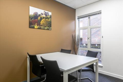 Serviced office to rent, 25 Clarendon Road,,