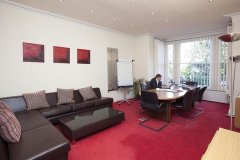 Serviced office to rent - The Old Vicarage,Market Place,