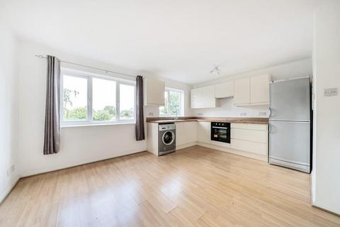 2 bedroom apartment to rent, Sunbury,  Sunbury On Thames,  TW16