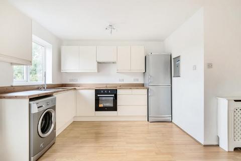 2 bedroom apartment to rent, Sunbury,  Sunbury On Thames,  TW16