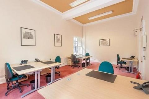 Serviced office to rent - 28 Rutland Square,Forth House,