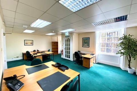 Serviced office to rent - 28 Rutland Square,Forth House,