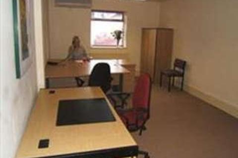 Serviced office to rent - 13 Harbury Road,,