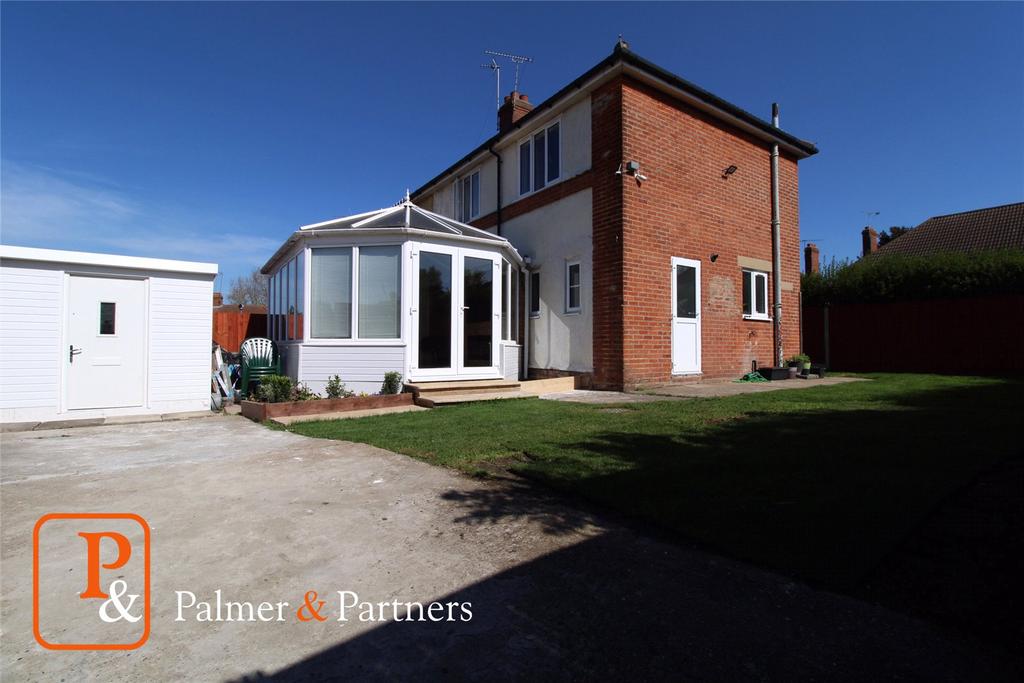 Dickens Road, Ipswich, Suffolk, IP2 3 bed semidetached house for sale £260,000