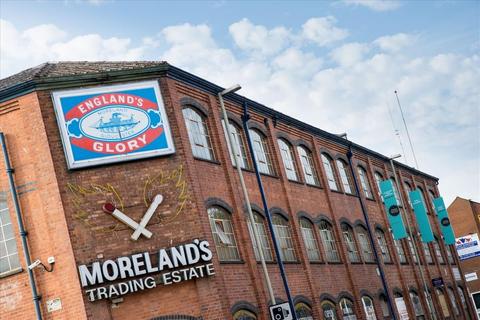 Serviced office to rent - Morelands Trading Estate,Bristol Road ,