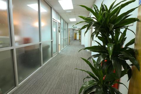 Serviced office to rent - Hawthorn Business Park, 1 Falcon Road,Adelaide House ,