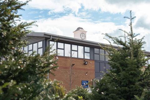 Serviced office to rent, Castle Road,St George’s Business Park,