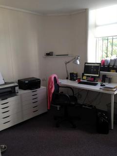 Serviced office to rent, 12 Fortrose Street,,