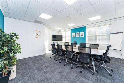 Serviced office to rent, 17 High Street,Forward House,
