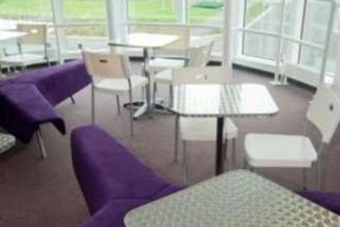 Serviced office to rent, Stirling Way,,