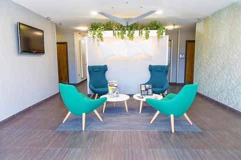 Serviced office to rent - Kembrey Park,,
