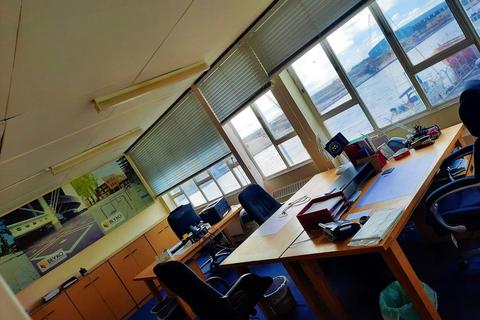 Serviced office to rent - Basin Road North,Maritime House,