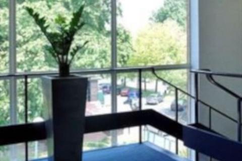 Serviced office to rent, The Paddock,Bank House,
