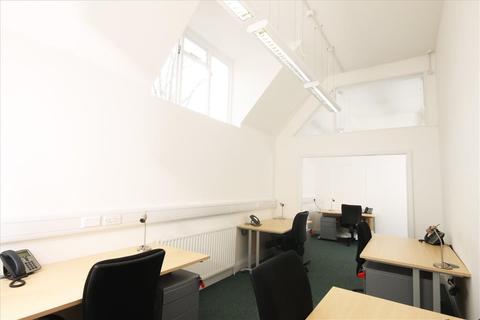 Serviced office to rent - Hyde Park House,5 Manfred Road,