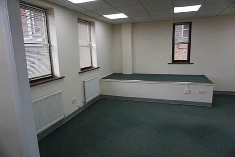 Serviced office to rent - Oliver House,23 Hall St,