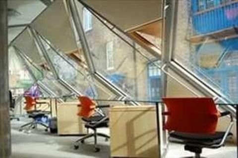 Serviced office to rent, 31 Queen Elizabeth Street,The Pyramid,