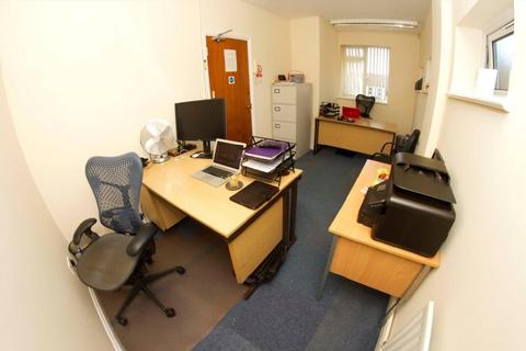 Serviced office to rent, 15b Park Lane,Park Mews,