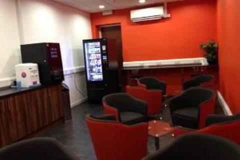 Serviced office to rent - Kimpton Road,Hart House Business Centre,