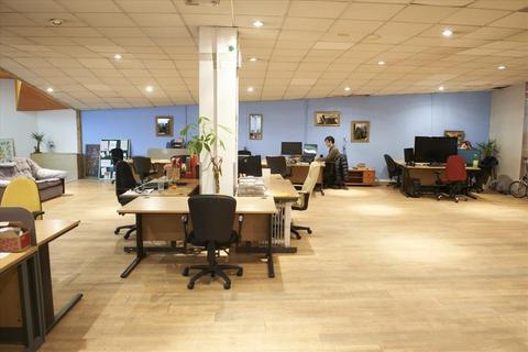 Serviced office to rent, Pithay Studios,All Saints Street,