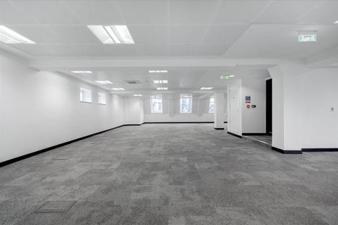 Serviced office to rent, Fleet Street,Bouverie House,