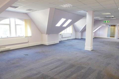 Serviced office to rent, 34 West Street,Trinity Court 2nd floor,