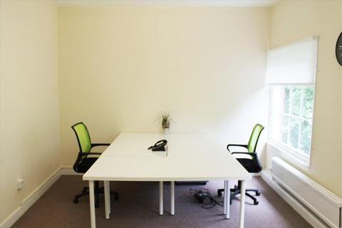 Serviced office to rent - King Street,The Crescent,