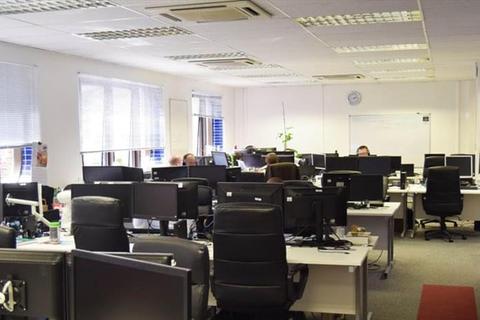 Serviced office to rent - Queens Court, 9-17 Eastern Road,Romford,