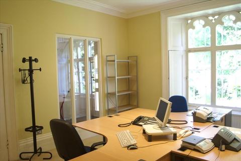 Office to rent - Braybrooke House,4 Spencer Parade, Northampton