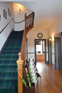 Serviced office to rent - 46 Queens Road,,