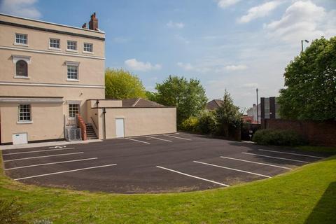 Serviced office to rent, King Charles House,Castle Hill,