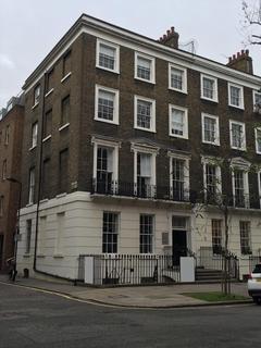 Serviced office to rent - 32 Bedford Row,,