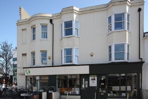 Serviced office to rent - 39-41 Surrey Street,,