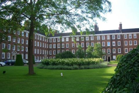 Serviced office to rent, 10-11 Gray's Inn Square,,