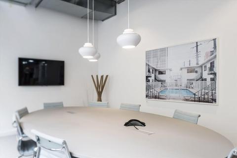 Serviced office to rent - 1 Lochrin Square,92-98 Fountainbridge,