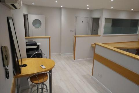 Serviced office to rent, Hammersmith,,