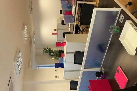 Serviced office to rent, 20 Broadway Studios,Hammersmith,