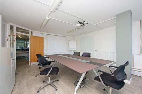 Serviced office to rent, Metro House,Northgate,