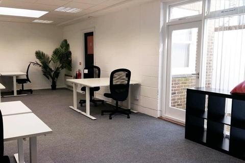 Serviced office to rent - 73 Holland Road,,