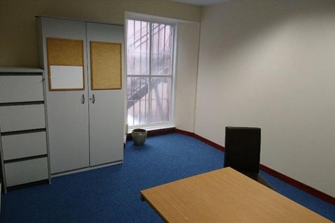Serviced office to rent, 3 Young Street,,
