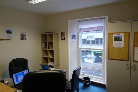 Serviced office to rent, 3 Young Street,,