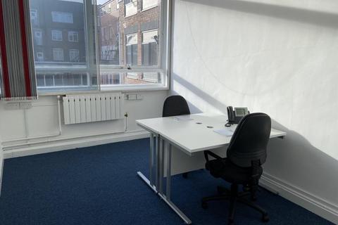 Office to rent - Cussins House, 22-28 Wood Street,,
