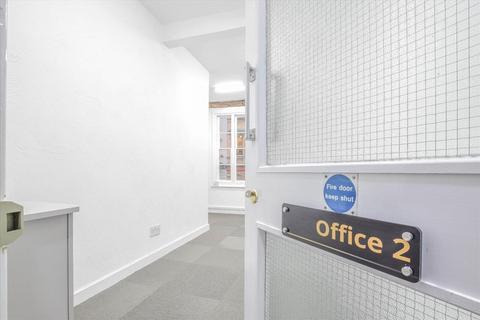 Serviced office to rent - 27 A Fore street,,